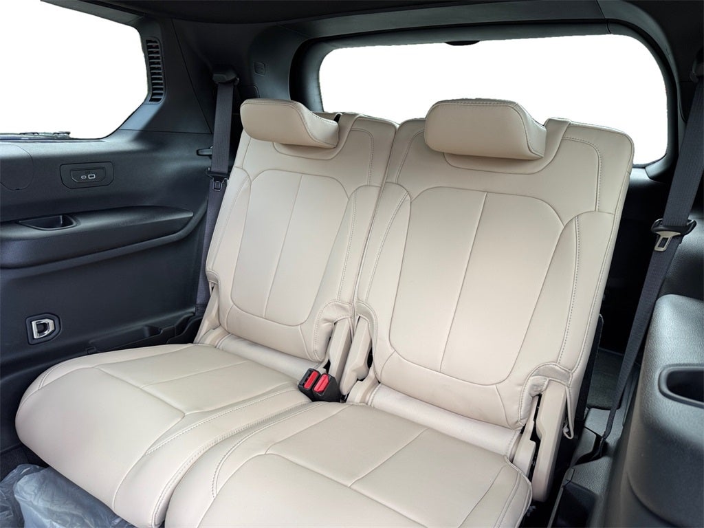 2025 Jeep Grand Cherokee GRAND CHEROKEE L LIMITED 4X2