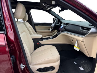 2025 Jeep Grand Cherokee GRAND CHEROKEE L LIMITED 4X2