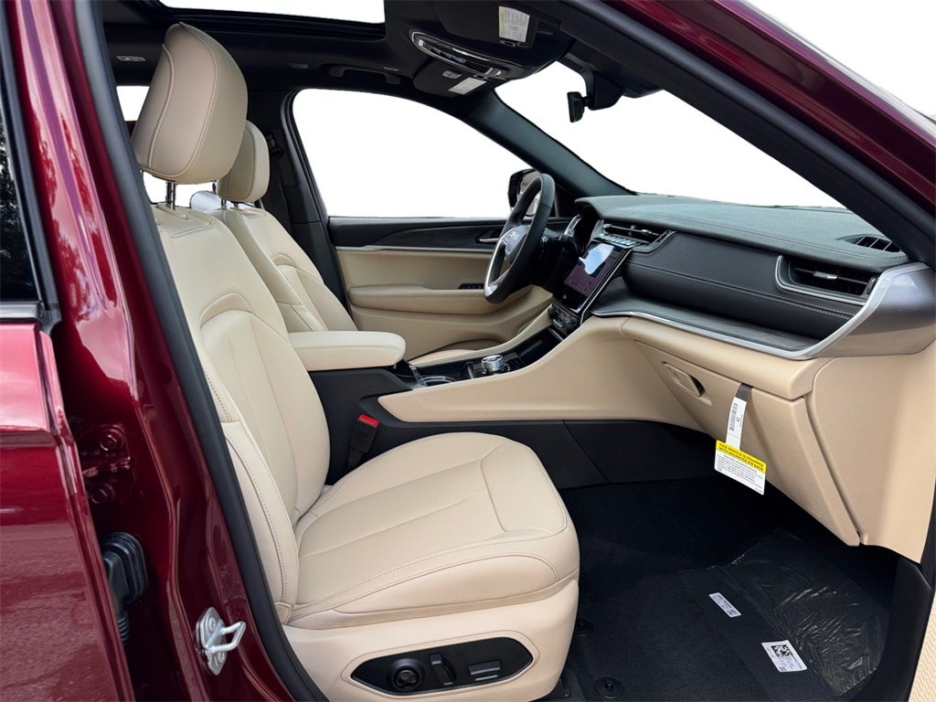 2025 Jeep Grand Cherokee GRAND CHEROKEE L LIMITED 4X2