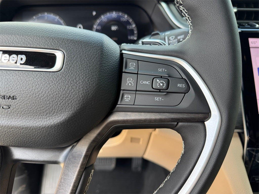 2025 Jeep Grand Cherokee GRAND CHEROKEE L LIMITED 4X2