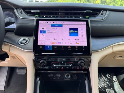 2025 Jeep Grand Cherokee GRAND CHEROKEE L LIMITED 4X2