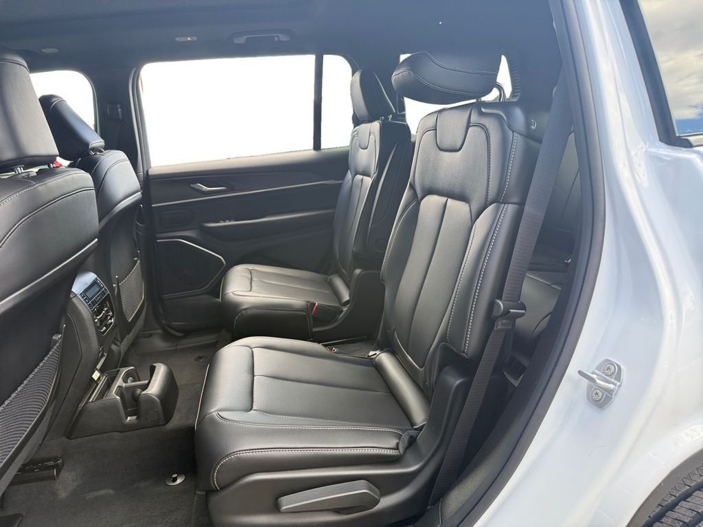 2026 Jeep Grand Cherokee GRAND CHEROKEE L LIMITED 4X2