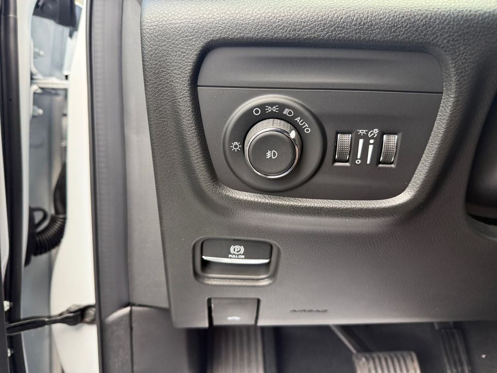 2026 Jeep Grand Cherokee GRAND CHEROKEE L LIMITED 4X2