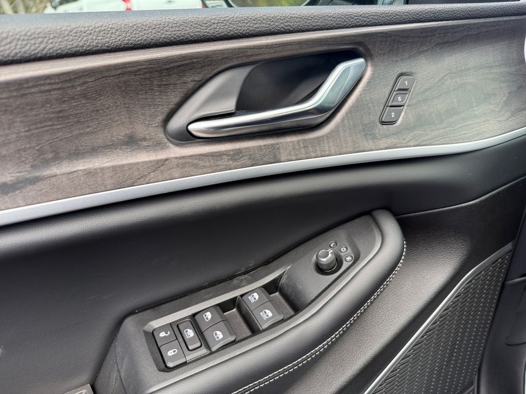 2026 Jeep Grand Cherokee GRAND CHEROKEE L LIMITED 4X2