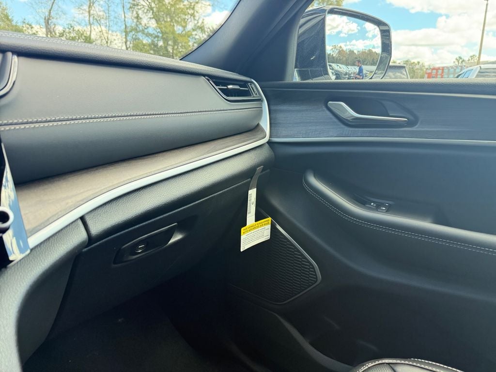 2026 Jeep Grand Cherokee GRAND CHEROKEE L LIMITED 4X2