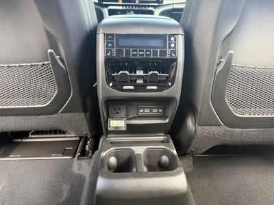 2026 Jeep Grand Cherokee GRAND CHEROKEE L LIMITED 4X2