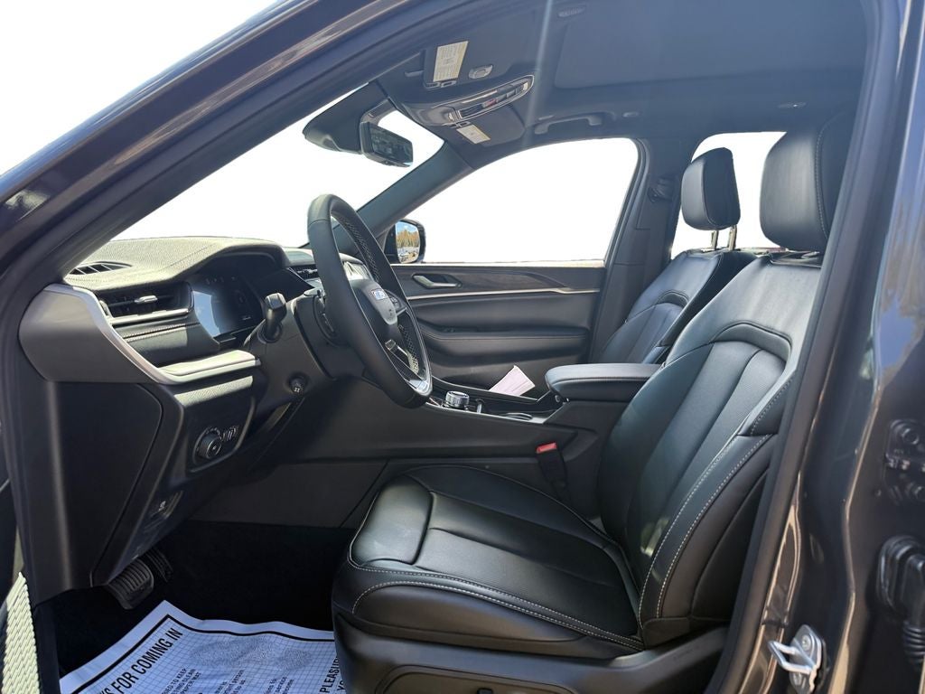 2026 Jeep Grand Cherokee GRAND CHEROKEE L LIMITED 4X2