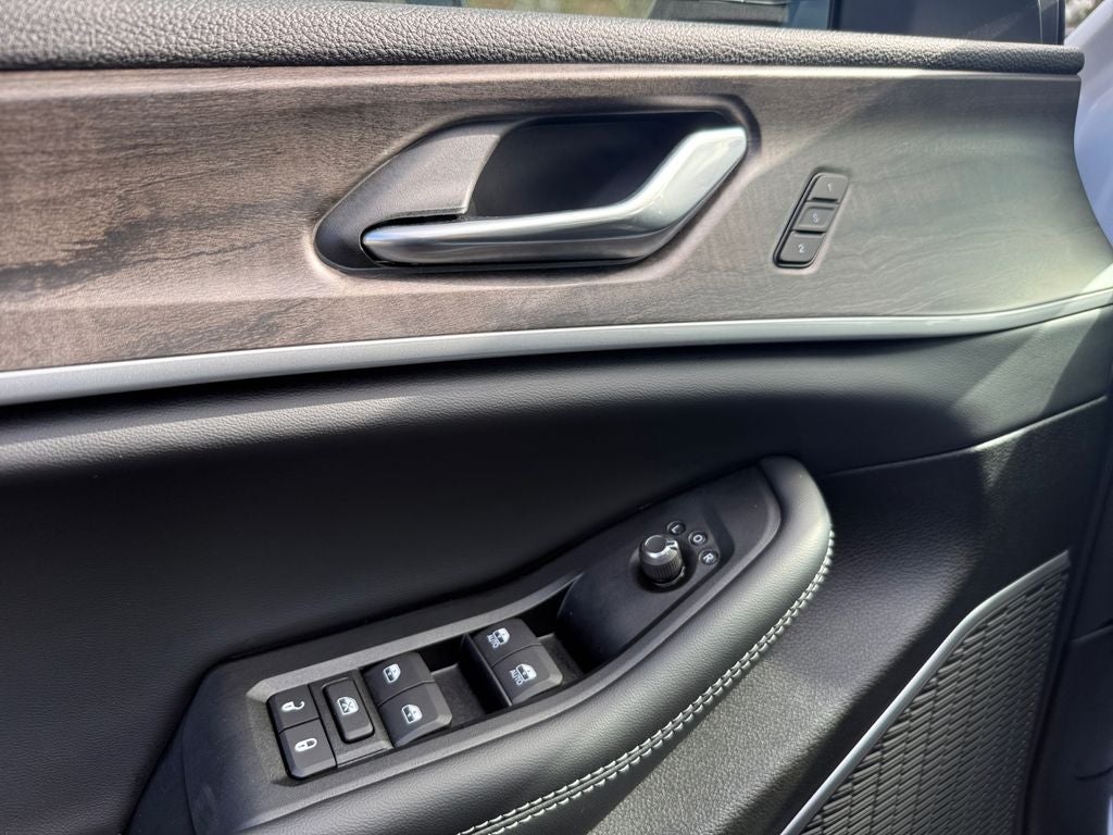 2026 Jeep Grand Cherokee GRAND CHEROKEE L LIMITED 4X2