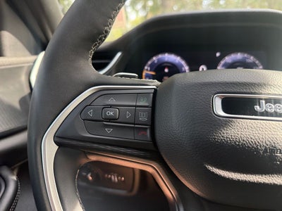 2024 Jeep Grand Cherokee L Laredo 4x4