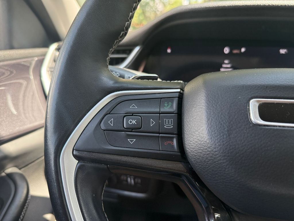 2021 Jeep Grand Cherokee L Laredo 4x4