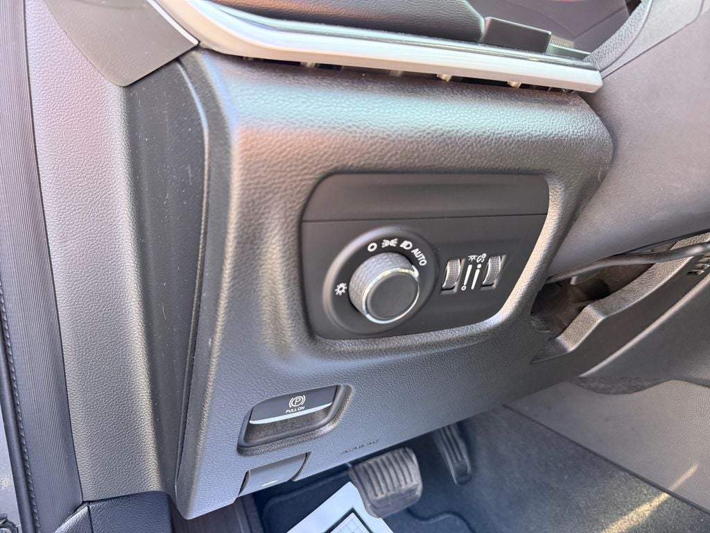 2021 Jeep Grand Cherokee L Laredo 4x4