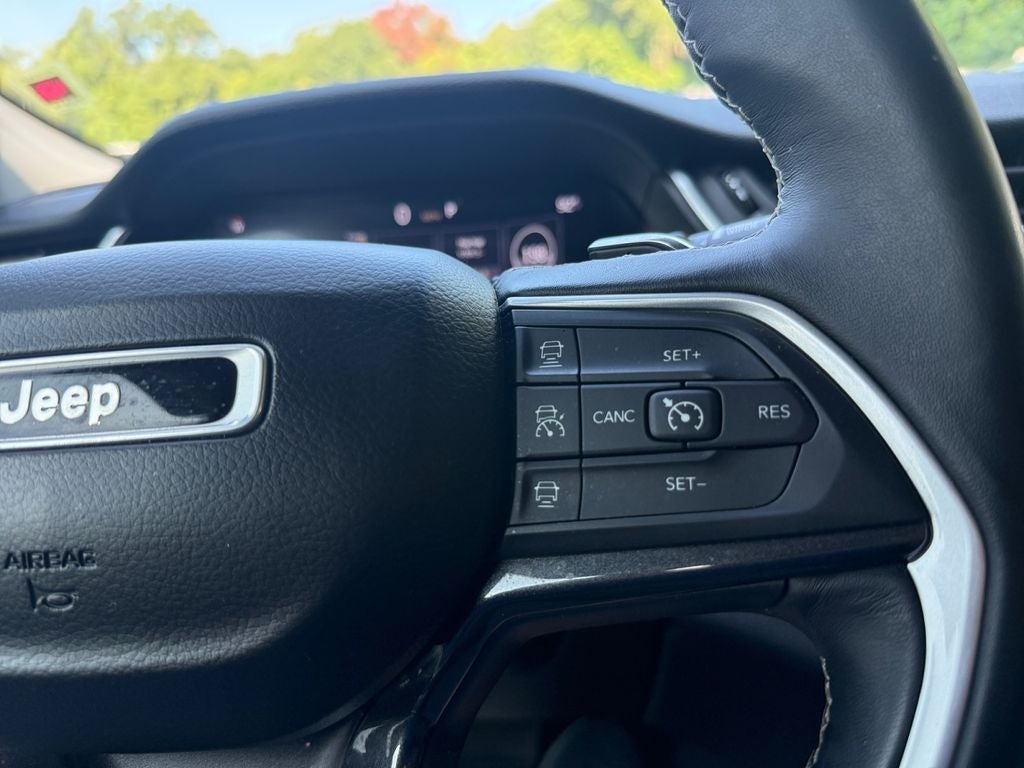 2021 Jeep Grand Cherokee L Laredo 4x4
