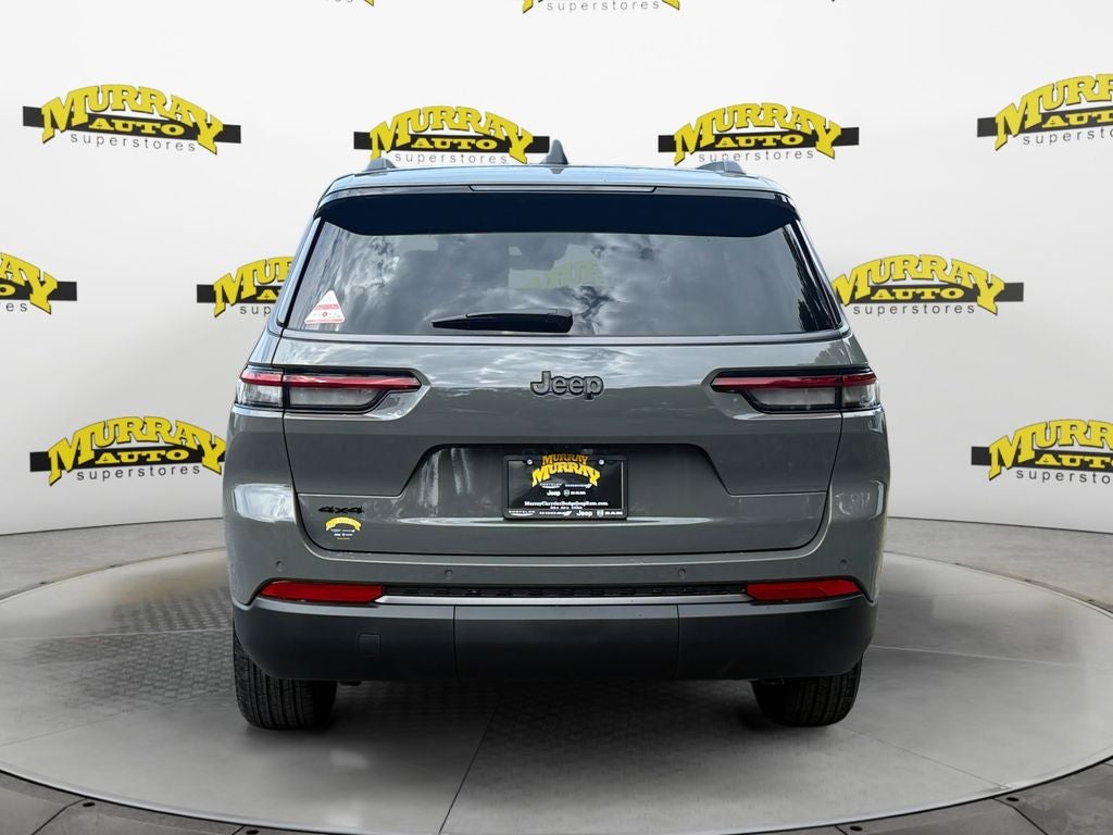 2027 Jeep Grand Cherokee Laredo Altitude