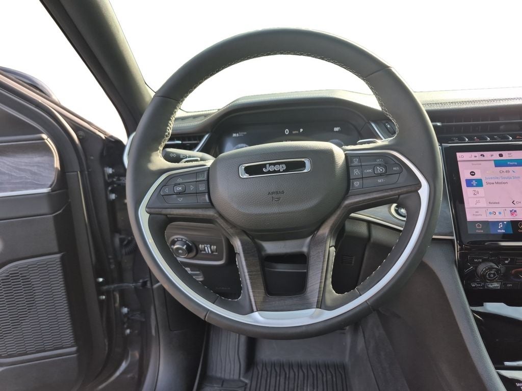 2025 Jeep Grand Cherokee L Limited 4x4