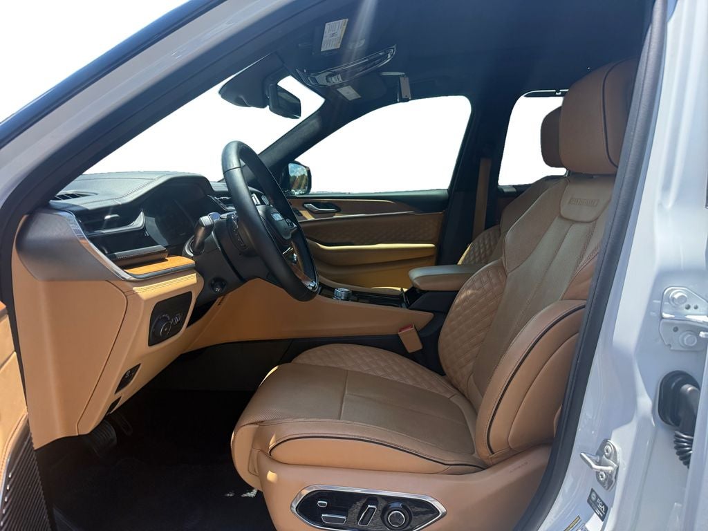 2024 Jeep Grand Cherokee L Summit Reserve 4x4