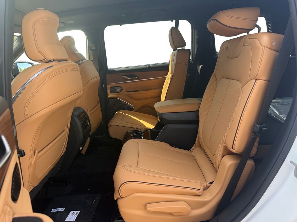 2026 Jeep Grand Cherokee GRAND CHEROKEE L SUMMIT 4X4