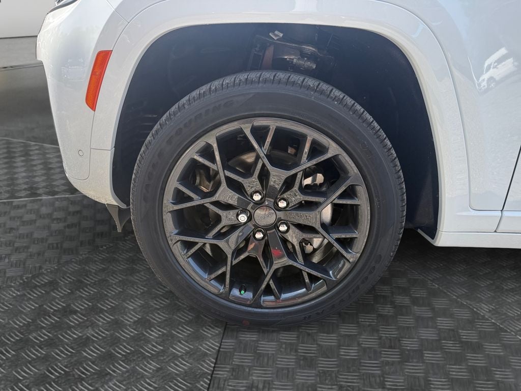 2026 Jeep Grand Cherokee GRAND CHEROKEE L SUMMIT 4X4