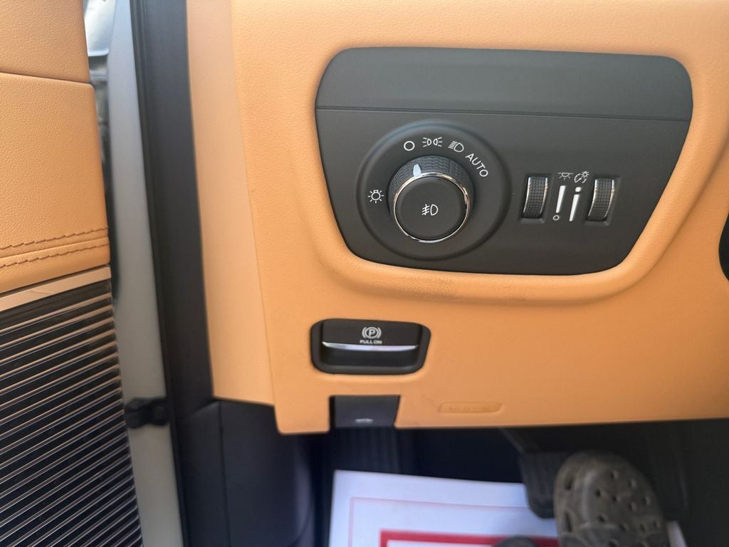 2026 Jeep Grand Cherokee GRAND CHEROKEE L SUMMIT 4X4