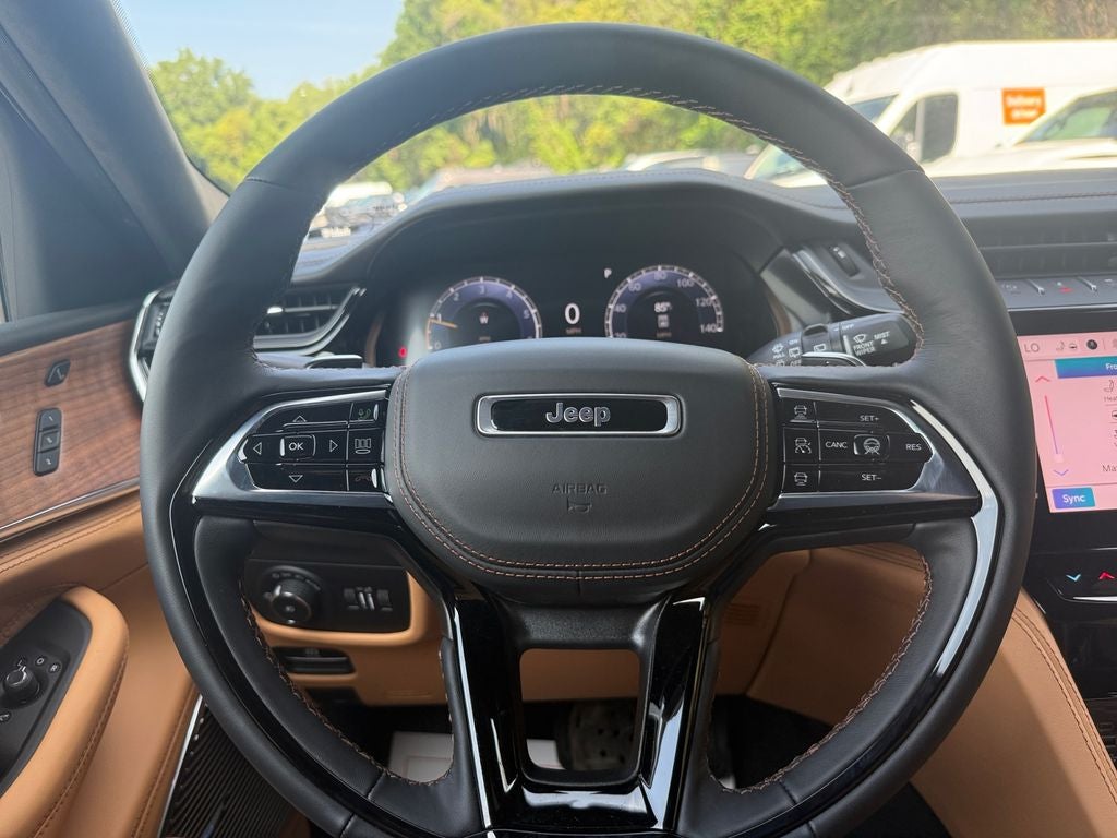 2026 Jeep Grand Cherokee GRAND CHEROKEE L SUMMIT 4X4