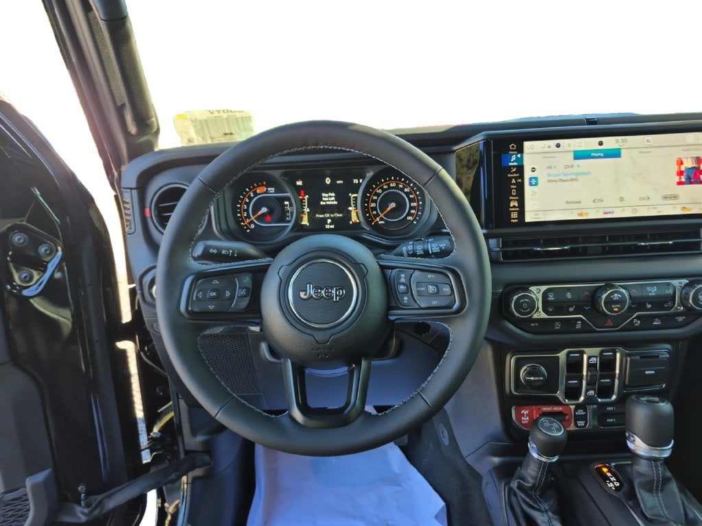 2027 Jeep Wrangler WRANGLER 4-DOOR RUBICON X