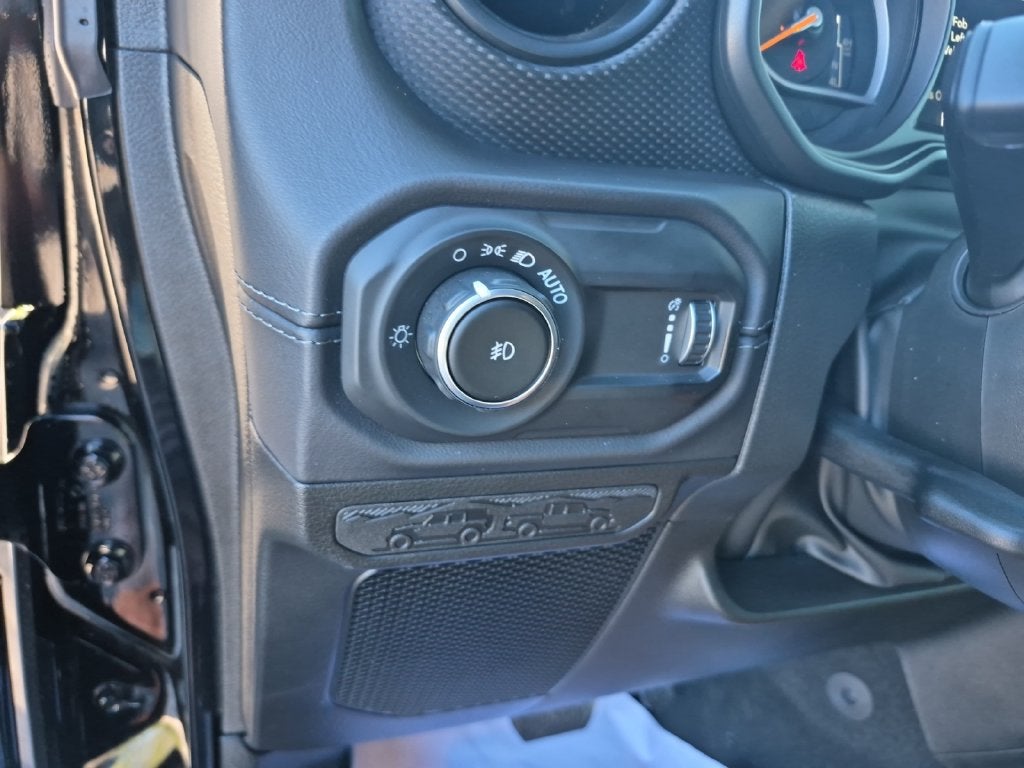 2027 Jeep Wrangler WRANGLER 4-DOOR RUBICON X