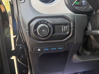 2025 Jeep Wrangler 4xe Sahara 4xe