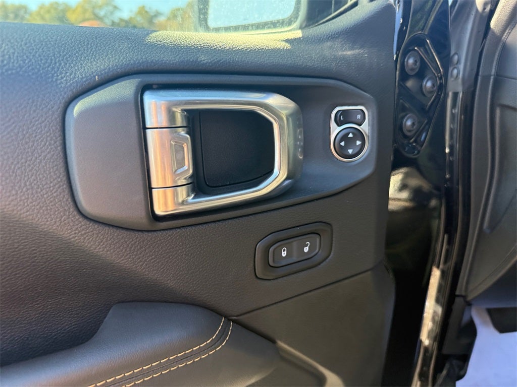 2025 Jeep Wrangler WRANGLER 4-DOOR RUBICON 392