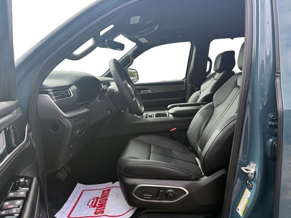 2026 Jeep Grand Wagoneer GRAND WAGONEER L LIMITED RESERVE 4X4