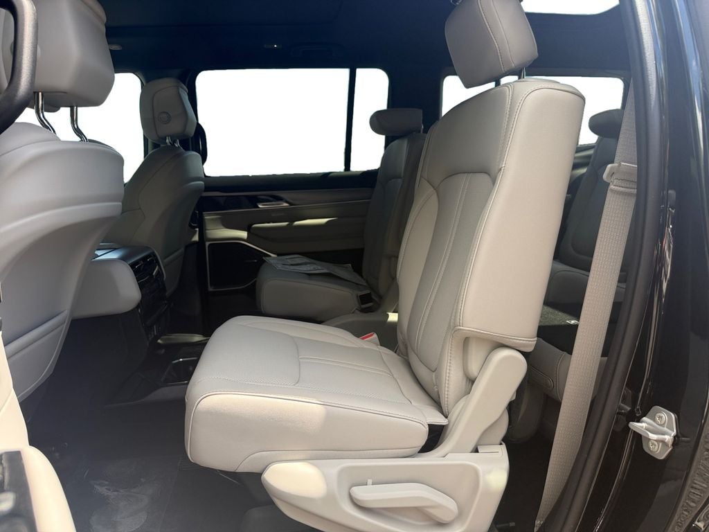 2026 Jeep Grand Wagoneer GRAND WAGONEER 4X2