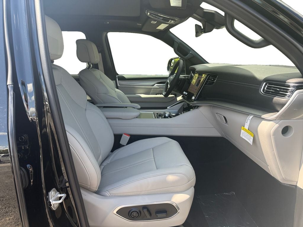 2026 Jeep Grand Wagoneer GRAND WAGONEER 4X2