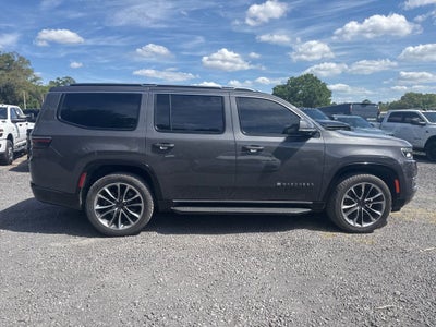 2022 Jeep Wagoneer Series II 4x2