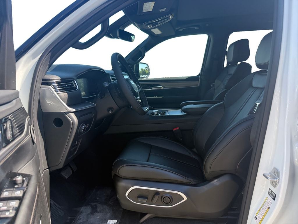 2026 Jeep Grand Wagoneer GRAND WAGONEER UPLAND 4X4