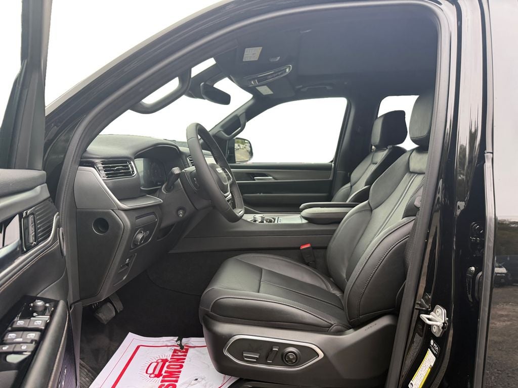 2026 Jeep Grand Wagoneer GRAND WAGONEER LIMITED ALTITUDE 4X4