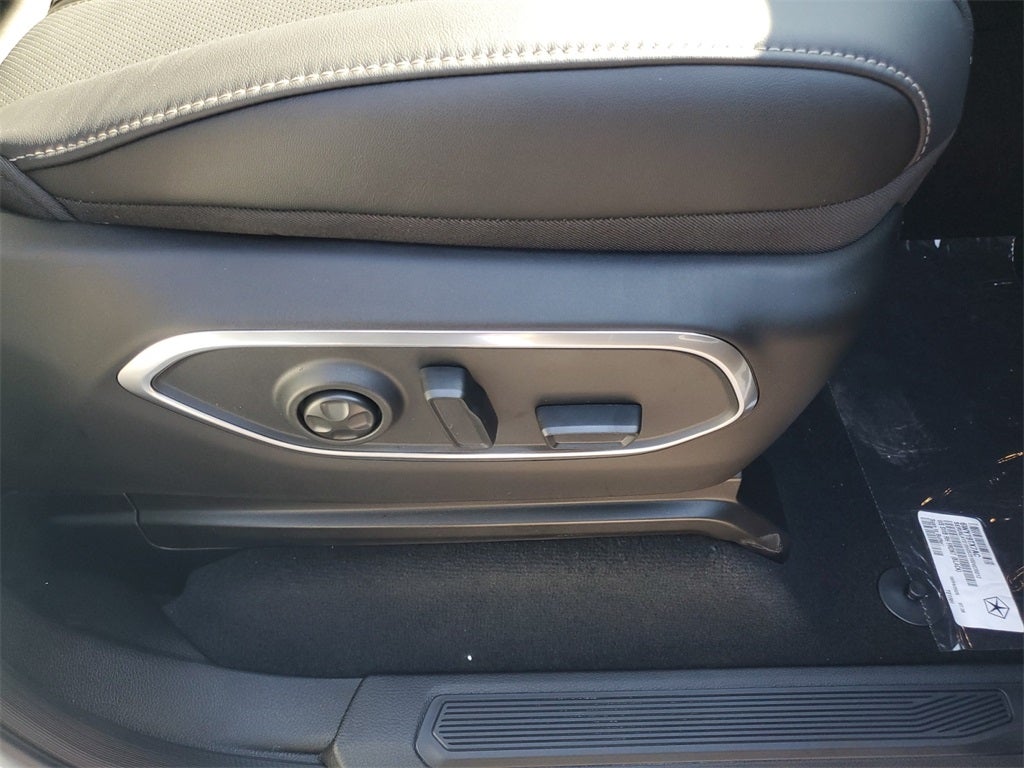 2025 Jeep Wagoneer WAGONEER OVERLAND 4X4