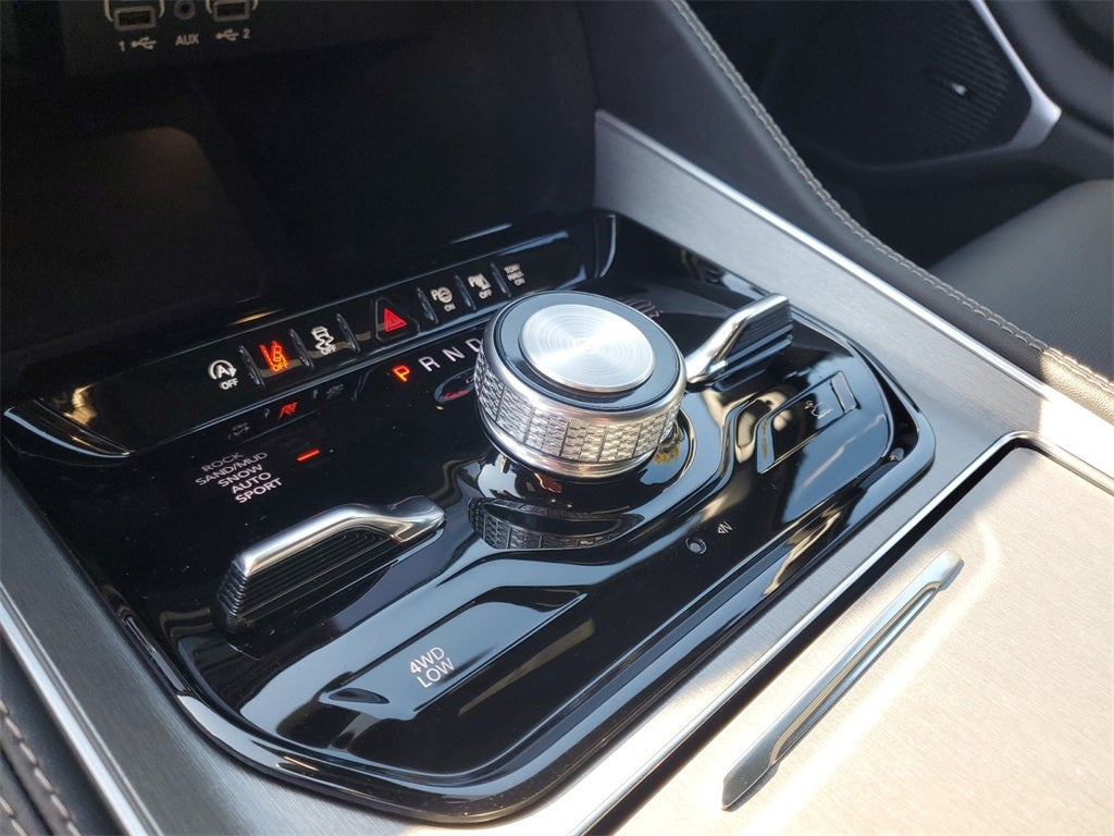 2025 Jeep Wagoneer WAGONEER OVERLAND 4X4