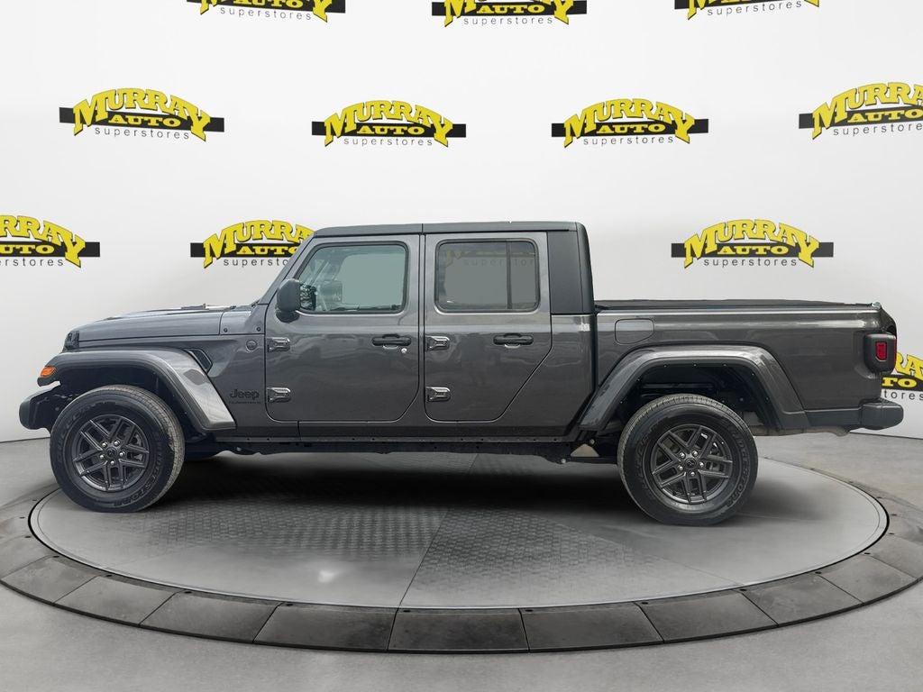 2024 Jeep Gladiator Sport S