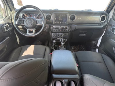 2022 Jeep Gladiator Overland