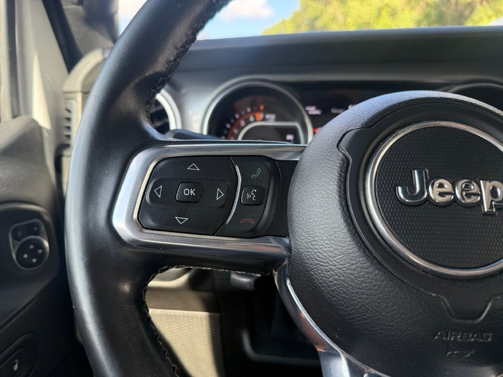 2022 Jeep Gladiator Overland