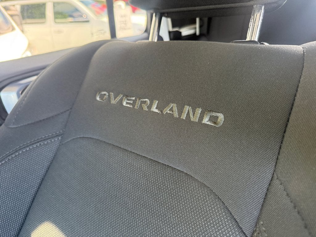 2022 Jeep Gladiator Overland