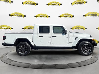 2022 Jeep Gladiator Overland
