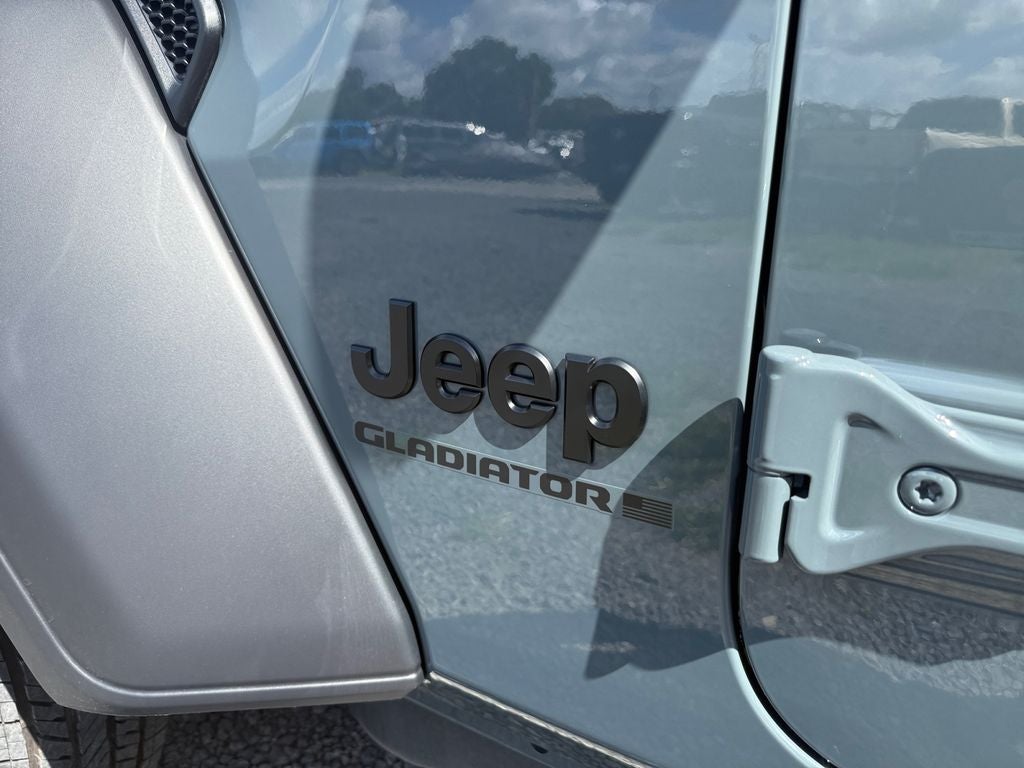 2026 Jeep Gladiator Sport