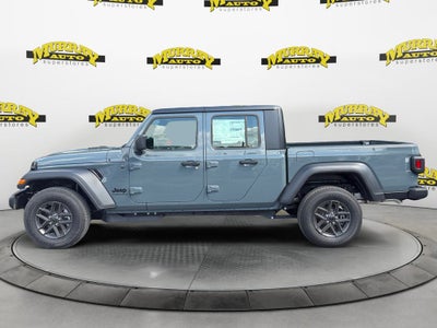 2026 Jeep Gladiator Sport