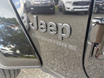 2026 Jeep Gladiator GLADIATOR SAHARA 4X4