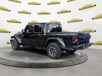 2026 Jeep Gladiator GLADIATOR SAHARA 4X4