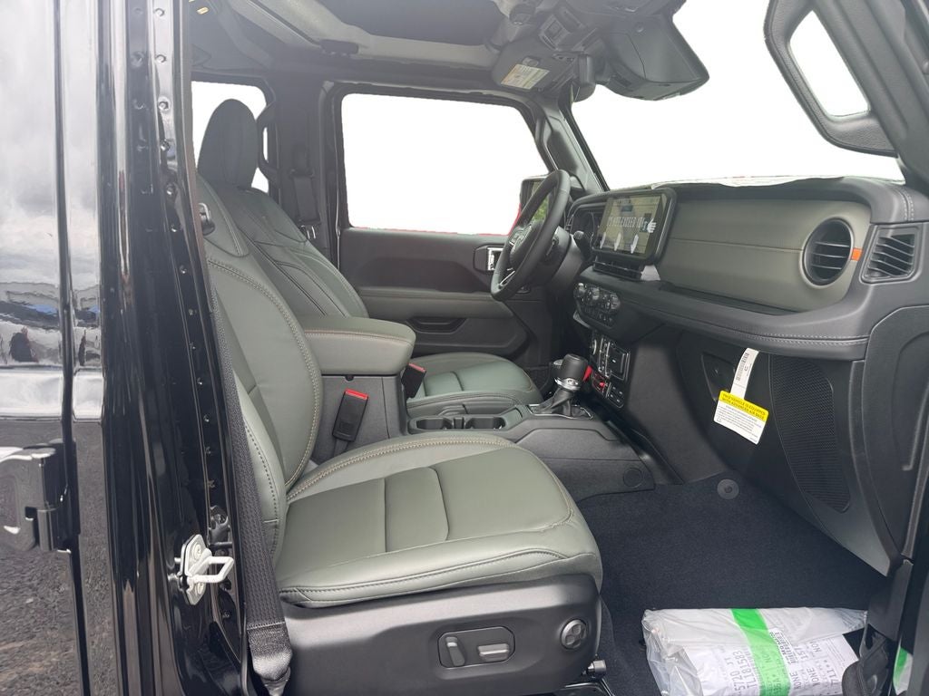 2026 Jeep Gladiator GLADIATOR MOJAVE X 4X4