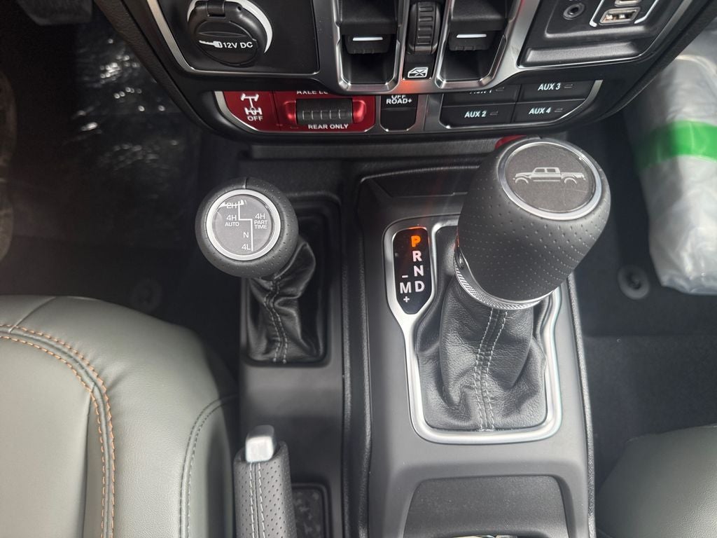 2026 Jeep Gladiator GLADIATOR MOJAVE X 4X4