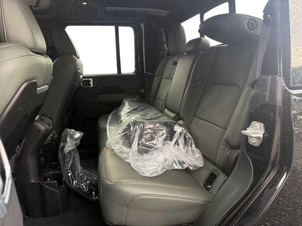 2026 Jeep Gladiator GLADIATOR MOJAVE X 4X4