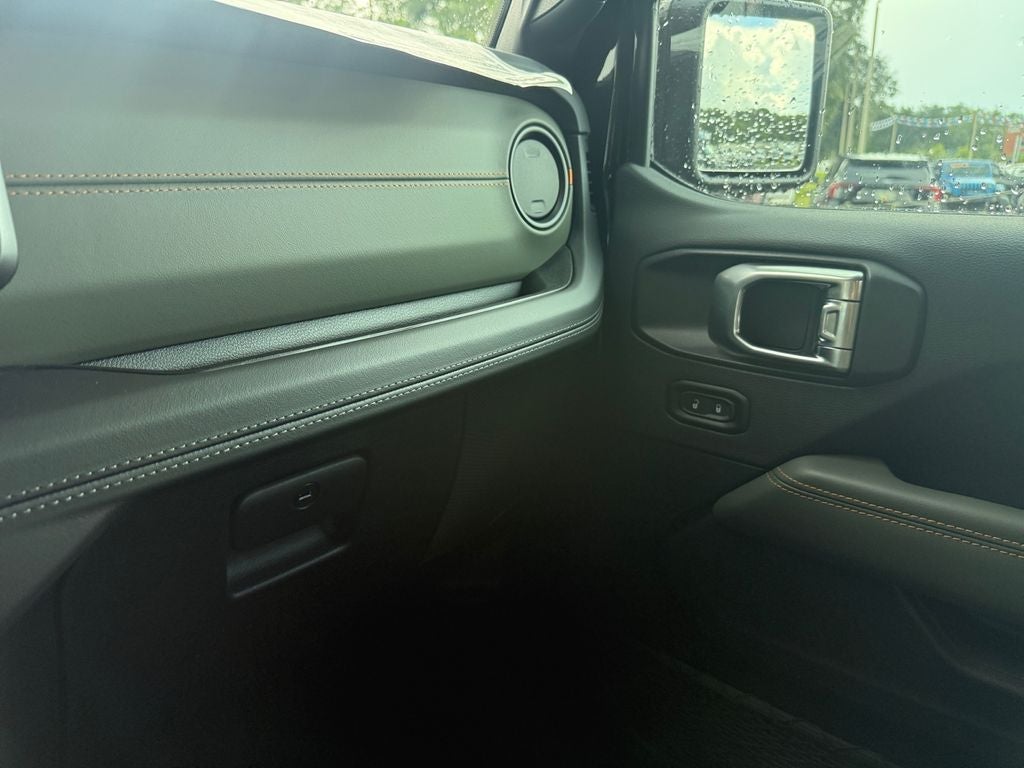 2026 Jeep Gladiator GLADIATOR MOJAVE X 4X4