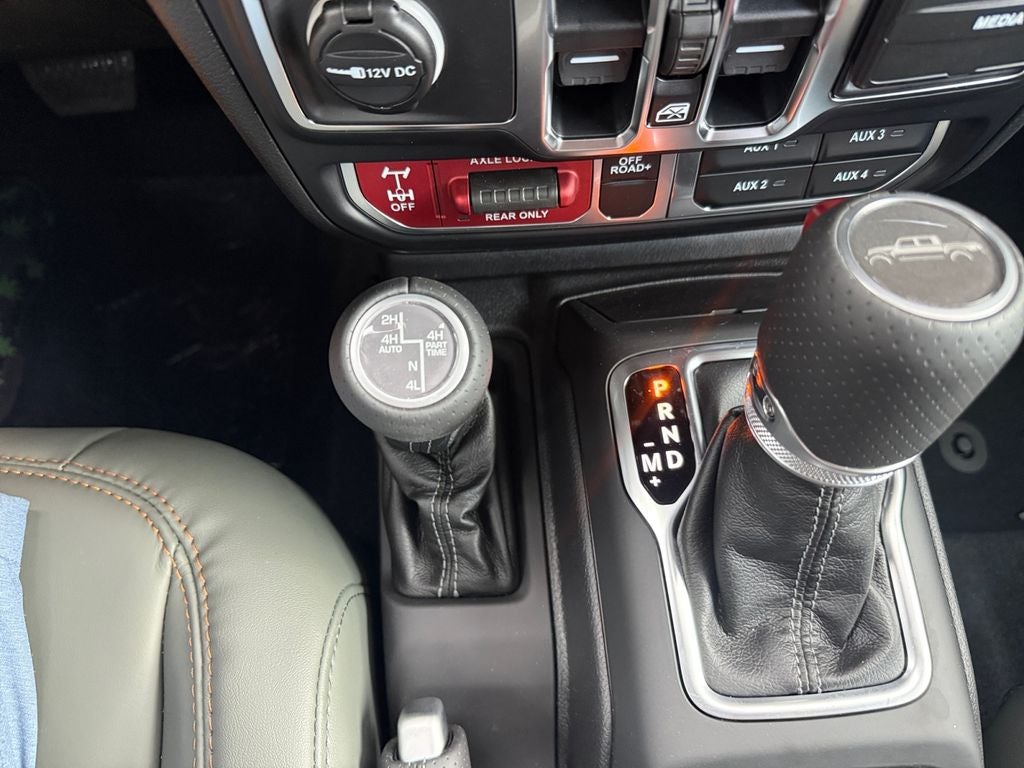 2026 Jeep Gladiator GLADIATOR MOJAVE X 4X4