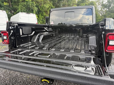 2026 Jeep Gladiator GLADIATOR MOJAVE X 4X4